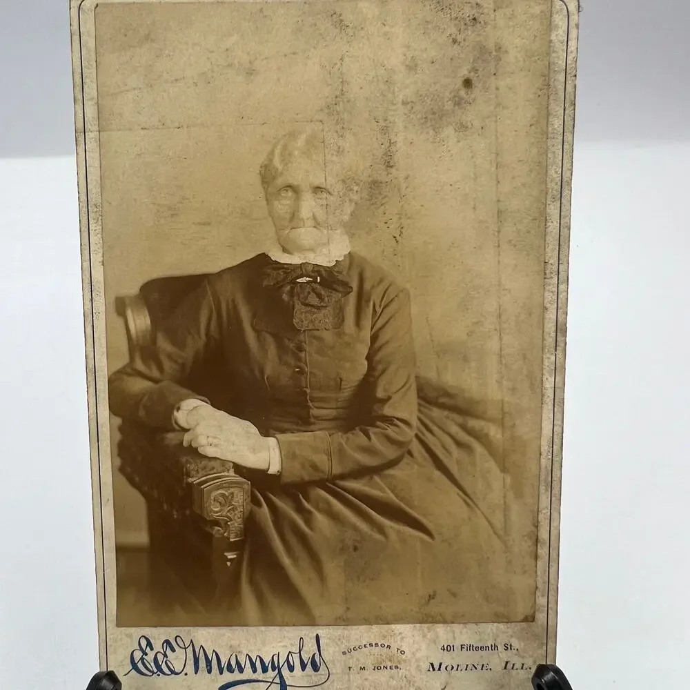 Antique Black White Elder Woman‎ 1800's Photo Mounted Card Stock Moline IL